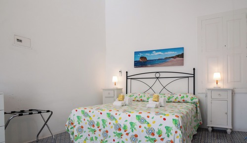 Habitación doble, en la zona del patio