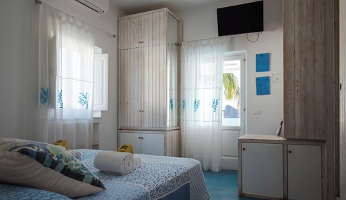 Habitación superior, 1 cama doble, terraza, vistas al mar