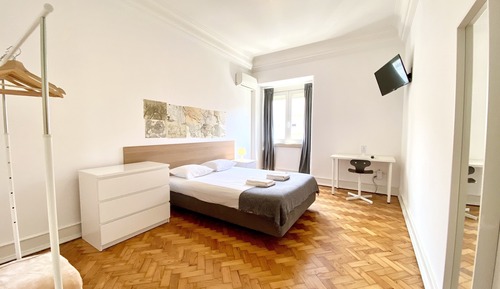 Habitación, 1 cama doble, baño compartido (406)