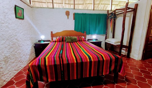 Cabaña estándar, 1 cama de matrimonio, acceso a la piscina, vistas al jardín