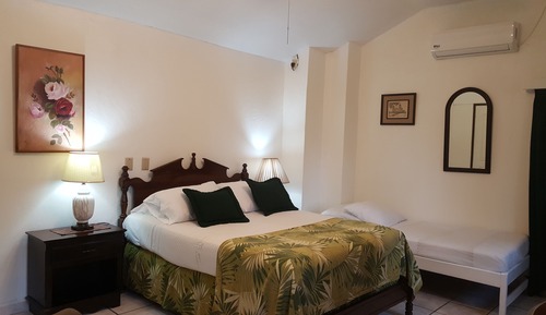 Habitación estándar doble, 1 cama de matrimonio