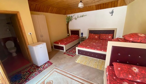 Habitación cuádruple económica