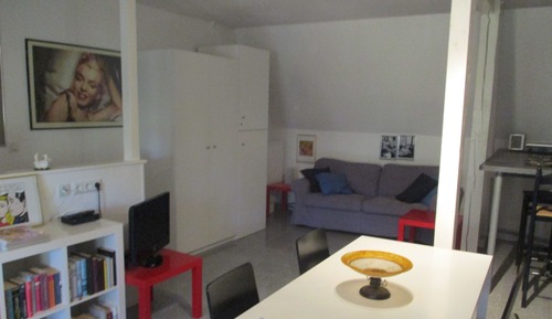 Estudio Confort, cocina (Kleines Studio, excl.350 Euro Kaution)