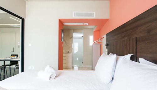 Apartamento (Greece U Around Athens No. 6)