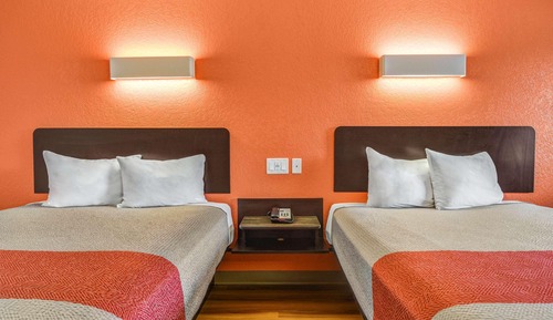Habitación estándar, 2 camas de matrimonio, no fumadores, frigorífico y microondas