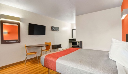 Habitación estándar, 1 cama de matrimonio, no fumadores, frigorífico y microondas