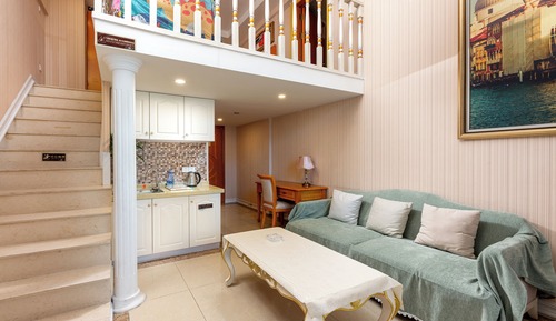 Studio Suite, 1 Queen Bed
