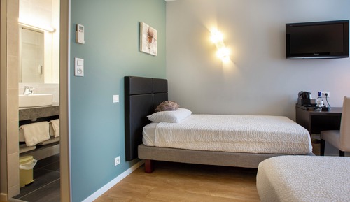Habitación triple Confort, varias camas, no fumadores