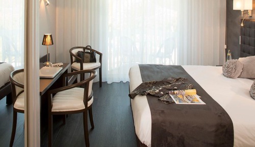 Habitación de lujo doble, 1 cama doble, no fumadores, vistas al jardín