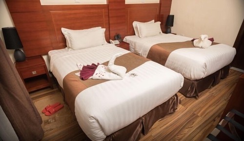 Habitación con 2 camas individuales