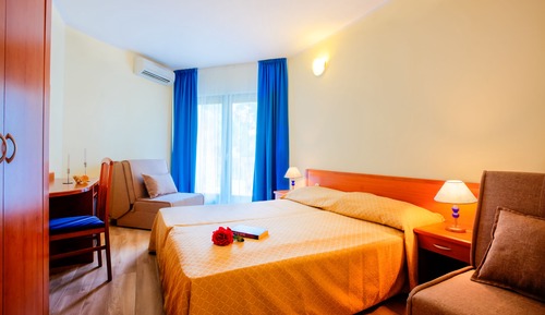Habitación estándar doble, balcón