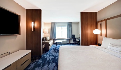 Suite, 1 cama de matrimonio grande con sofá cama