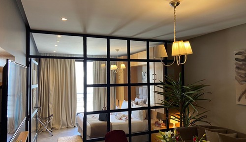 Suite ejecutiva, 1 cama de matrimonio grande, accesible para personas con discapacidad, cocina