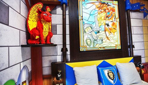 Superior Dragon Knight's Room