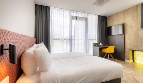 Habitación estándar con 1 cama doble o 2 individuales