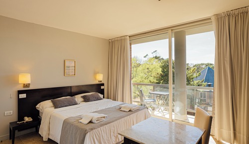 Habitación doble, 1 cama de matrimonio grande, no fumadores, baño privado