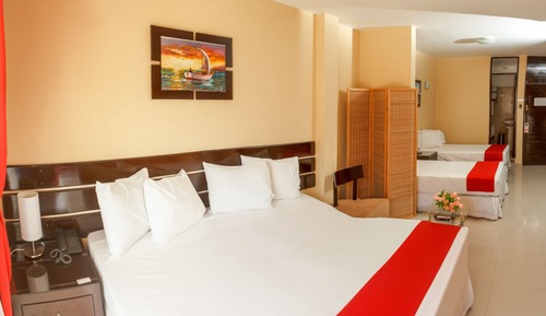Habitación cuádruple estándar