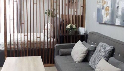 Habitación (+ High WiFi at BGC Venice Mall)