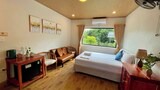 Deluxe Double Room, Garden View
