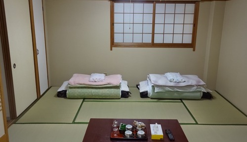Habitación tradicional, baño compartido (Japanese Style 12 Tatami-mat)
