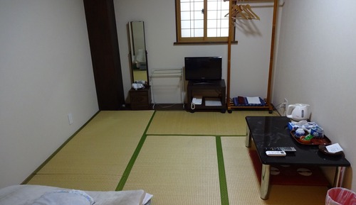 Habitación básica, baño compartido (Japanese Style 6 Tatami-mat)
