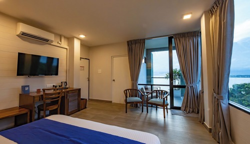 Habitación Deluxe con 2 camas individuales, no fumadores, vistas parciales al mar
