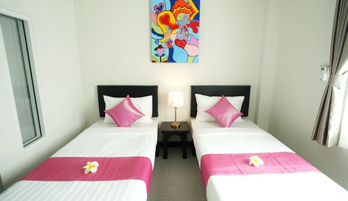 Standard Twin Room