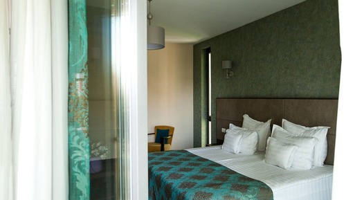 Habitación estándar con 1 cama doble o 2 individuales, no fumadores