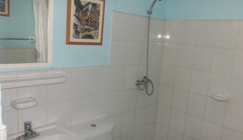 Habitación estándar doble, baño privado, vistas al jardín