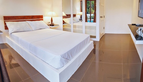 Habitación estándar, 1 cama doble, vistas a la piscina
