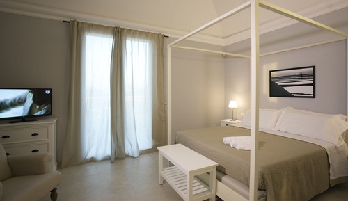 Suite, terraza, vistas al mar