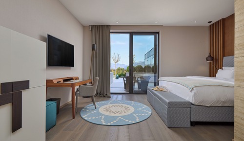 Standard Room Land View