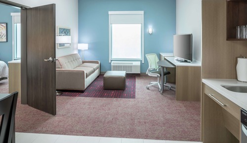 Suite, 1 cama de matrimonio grande, accesible para personas con discapacidad (Roll-In Shower)
