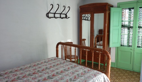 Habitación doble, baño privado