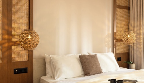 Suite junior, vistas a la piscina