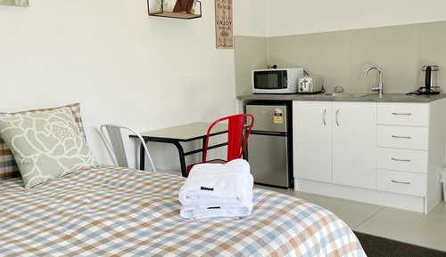 Suite estudio básica, 1 cama doble, no fumadores, frigorífico
