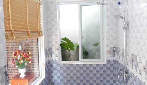 Habitación tradicional con 1 cama doble o 2 individuales, vistas al jardín