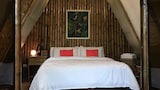 Queen Room with Garden View