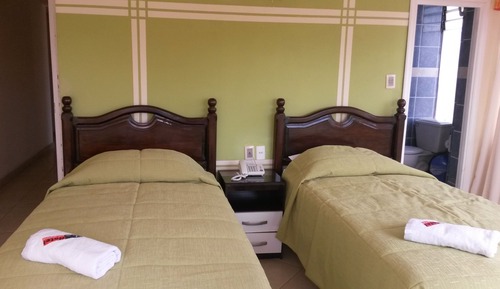 Standard Double Room, 2 Twin Beds, Non Smoking