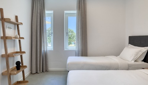 Apartamento, 2 habitaciones, frente a la playa (Elia)