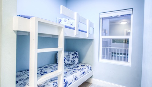 Apartamento, 2 habitaciones, balcón, vistas al lago (831)