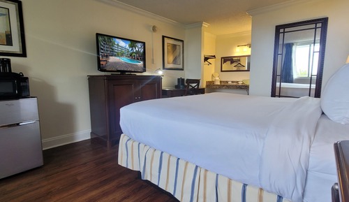 Habitación tradicional, 1 cama de matrimonio grande, vistas a la ciudad
