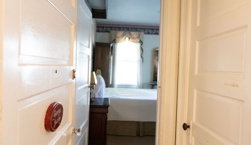 Habitación romántica, baño privado (The George Jacoby Room)