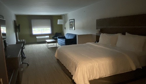 Suite, 1 cama de matrimonio grande con sofá cama