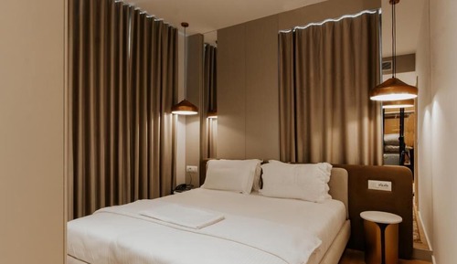 Twin Room with City View