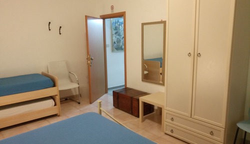Habitación cuádruple, balcón