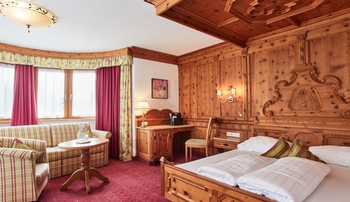 Suite superior, vistas a la montaña, en una planta alta (Schloss Tratzberg)