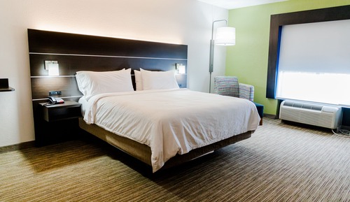 Habitación estándar, 1 cama de matrimonio grande (Comm, Mobil Tub)