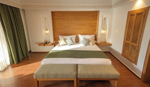 Suite, 1 cama de matrimonio grande con sofá cama (Prestige)
