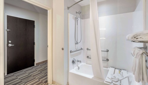 Suite, 1 cama de matrimonio, no fumadores (Mobility/Hearing Tub w/Grab Bars)
